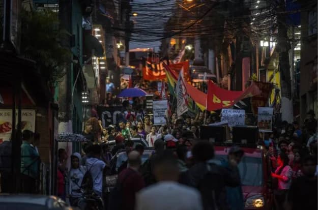 Moradores de Paraisópolis promovem Marcha contra o Genocídio da População Negra e Periférica